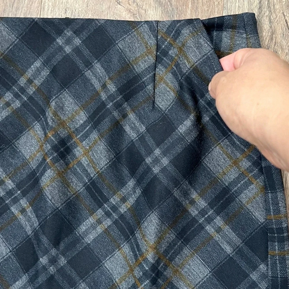 Cabi Women's Plaid Skirt Career Pencil Skirt Professional Office Wear Size 2‎